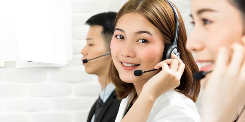 Đội ngũ nhân viên tại Bet88 được đào tạo chuyên nghiệp, hỗ trợ người dùng 24/7 